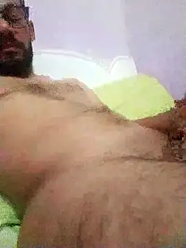 Snapshot of Alimohamed08 chatting on May 15, 2026, 11:23 pm Alimohamed08 online show from May 15, 2026, 11:23 pm