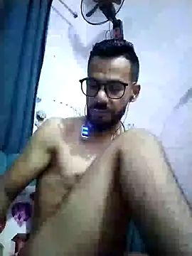 Snapshot of Alimohamed08 chatting on July 26, 2026, 11:00 pm Alimohamed08 online show from July 26, 2026, 11:00 pm