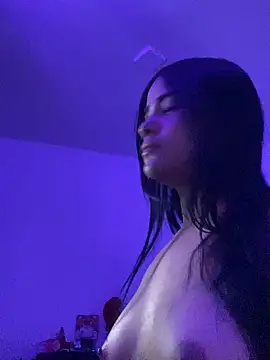 Valerials online show from April 19, 2026, 12:33 am