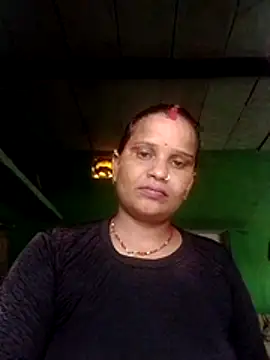Snapshot of Shivani09900 chatting on July 3, 2026, 10:10 am Shivani09900 online show from July 3, 2026, 10:10 am