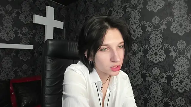 Snapshot of AdonBev chatting on May 8, 2026, 5:13 am AdonBev online show from May 8, 2026, 5:13 am