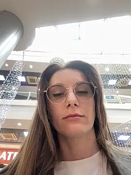 Snapshot of FReyja_44 chatting on March 25, 2026, 10:32 am FReyja 44 online show from March 25, 2026, 10:32 am