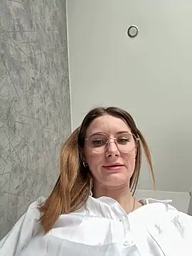 Snapshot of FReyja_44 chatting on April 10, 2026, 6:18 am FReyja 44 online show from April 10, 2026, 6:18 am