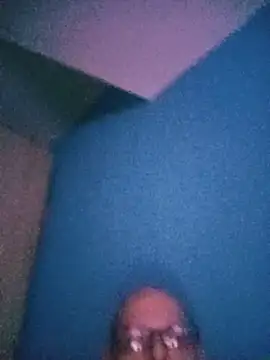 tomeksex1x online show from May 15, 2026, 11:56 pm