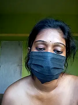 bannerjeesneha20 online show from April 13, 2026, 2:28 am