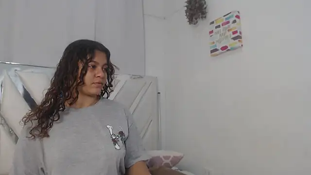 AlannaHarper online show from June 18, 2026, 10:58 pm