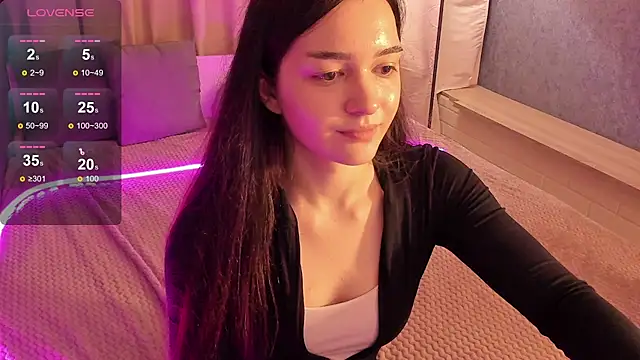 Snapshot of Savannah_hx chatting on April 3, 2026, 3:32 pm Savannah hx online show from April 3, 2026, 3:32 pm