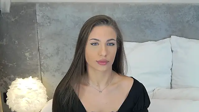 Snapshot of Lana_Drake chatting on May 1, 2026, 5:12 am Lana Drake online show from May 1, 2026, 5:12 am