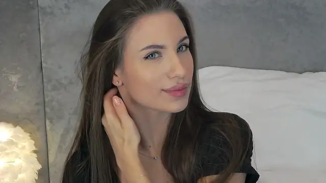 Snapshot of Lana_Drake chatting on May 12, 2026, 5:15 am Lana Drake online show from May 12, 2026, 5:15 am