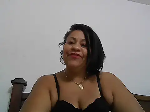 Veronica missbigg online show from May 20, 2026, 9:32 pm