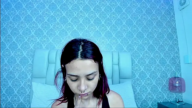 erizdarkveyl online show from July 22, 2026, 10:01 pm