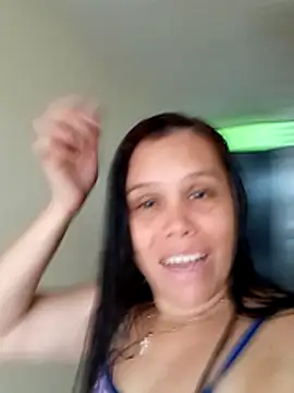alexandra-queen online show from April 27, 2026, 5:55 pm