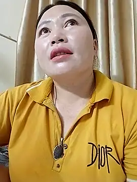 Lily Daisy online show from March 30, 2026, 11:17 pm