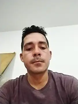 Gabriel leon33 online show from June 16, 2026, 2:36 am
