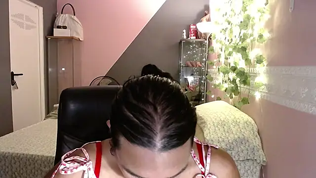 choquitolove1 online show from April 5, 2026, 1:14 am