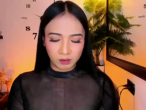 urasianhotfucker online show from March 24, 2026, 10:48 pm