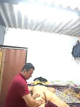 Snapshot of DosAlmasArdientesED chatting on April 2, 2026, 10:29 pm DosAlmasArdientesED online show from April 2, 2026, 10:29 pm