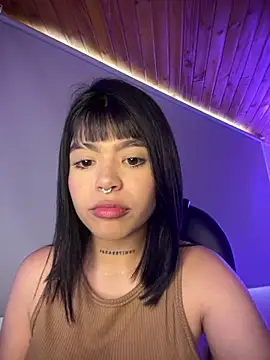 Violetaa pink18 online show from April 19, 2026, 3:44 pm