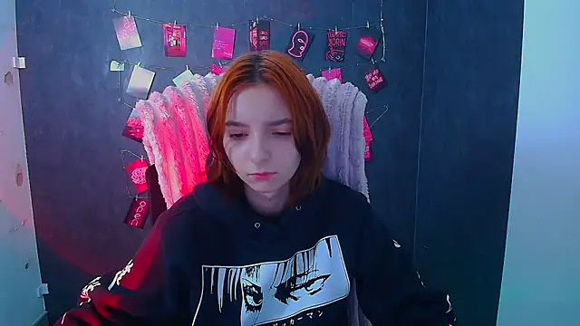Snapshot of Butterfly_Milly chatting on April 26, 2026, 6:00 am Butterfly Milly online show from April 26, 2026, 6:00 am