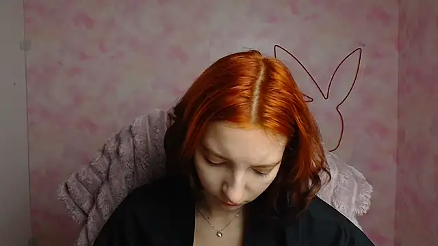 Snapshot of Butterfly_Milly chatting on May 6, 2026, 11:26 am Butterfly Milly online show from May 6, 2026, 11:26 am