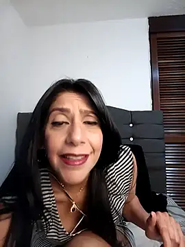 Snapshot of SamanthaRosse01_ chatting on April 9, 2026, 4:34 pm SamanthaRosse01 online show from April 9, 2026, 4:34 pm