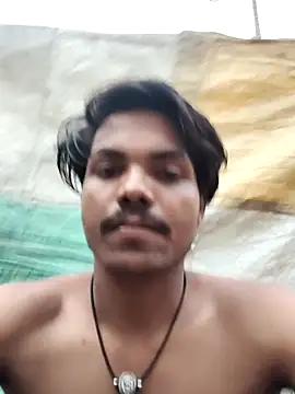 Snapshot of luck00y chatting on June 2, 2026, 12:51 pm luck00y online show from June 2, 2026, 12:51 pm
