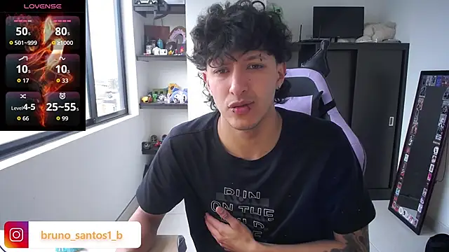Snapshot of Bruno_santos1 chatting on April 17, 2026, 1:25 pm Bruno santos1 online show from April 17, 2026, 1:25 pm