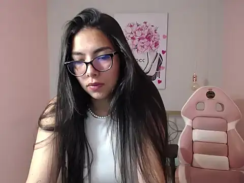 Selena G x online show from March 27, 2026, 8:52 pm