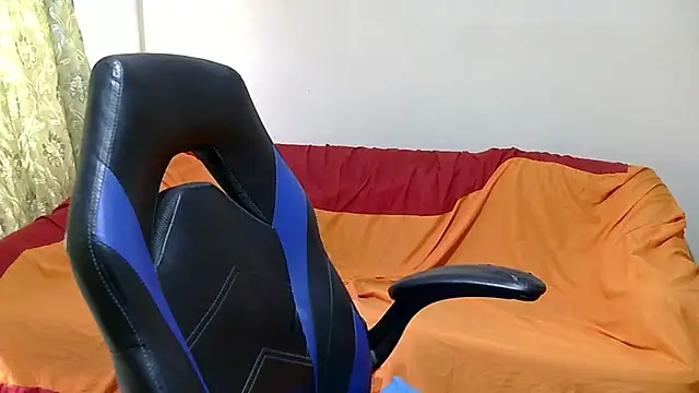 Darkkras online show from July 28, 2026, 4:39 pm