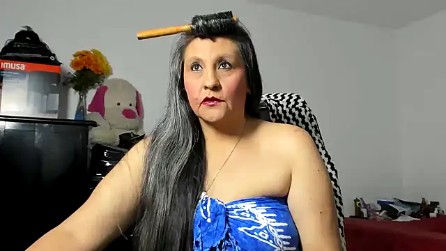 Merlyna Goldenss online show from April 25, 2026, 3:09 am