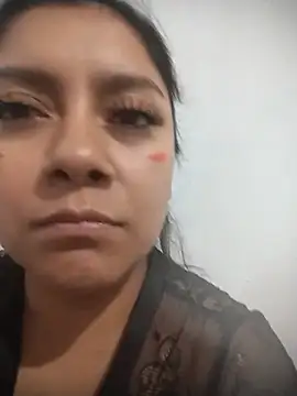 pedazodecoco online show from June 24, 2026, 11:04 pm
