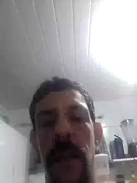 Rafaelmarqu3s online show from May 7, 2026, 7:25 am
