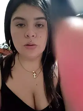 tania 22xx online show from May 3, 2026, 2:39 am