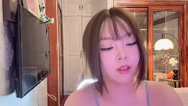 Snapshot of thelittlexx chatting on May 23, 2026, 7:46 am thelittlexx online show from May 23, 2026, 7:46 am