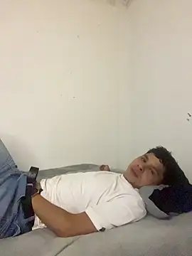 KingAdrian  online show from April 12, 2026, 5:12 am