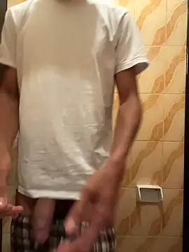 KingAdrian  online show from April 13, 2026, 4:18 am