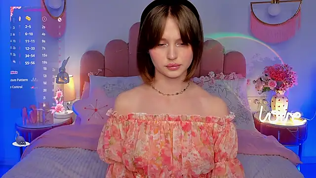 MariLew online show from April 21, 2026, 5:25 am