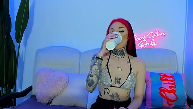 Snapshot of Cassy-Foxy chatting on March 29, 2026, 5:18 am Cassy-Foxy online show from March 29, 2026, 5:18 am