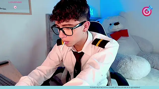 Snapshot of niico_prince chatting on March 27, 2026, 8:19 pm niico prince online show from March 27, 2026, 8:19 pm