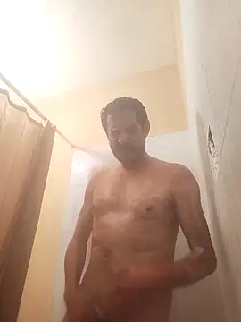 Snapshot of 40ton chatting on March 29, 2026, 3:17 am 40ton online show from March 29, 2026, 3:17 am