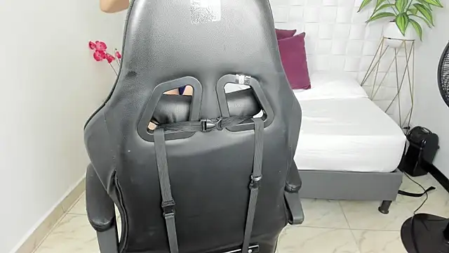 Snapshot of tomie_666 chatting on March 27, 2026, 8:08 pm tomie 666 online show from March 27, 2026, 8:08 pm