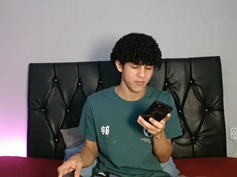 JIMM MENDOZA online show from April 23, 2026, 1:24 pm