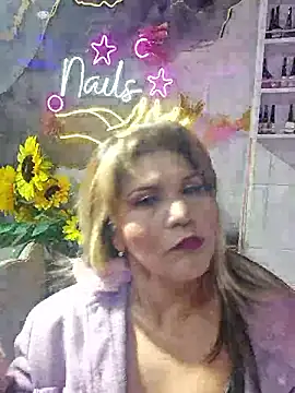 mistresslu online show from April 18, 2026, 3:43 am