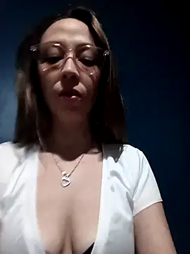 nickyone90 online show from April 13, 2026, 6:24 pm