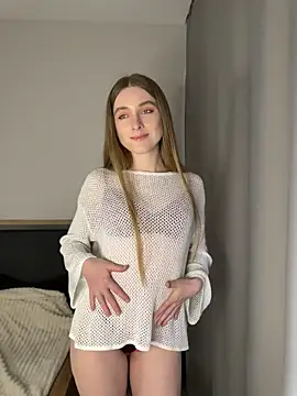 AliceVilliers online show from June 26, 2026, 3:11 am