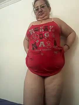 Martinacurvy  online show from April 6, 2026, 12:08 am