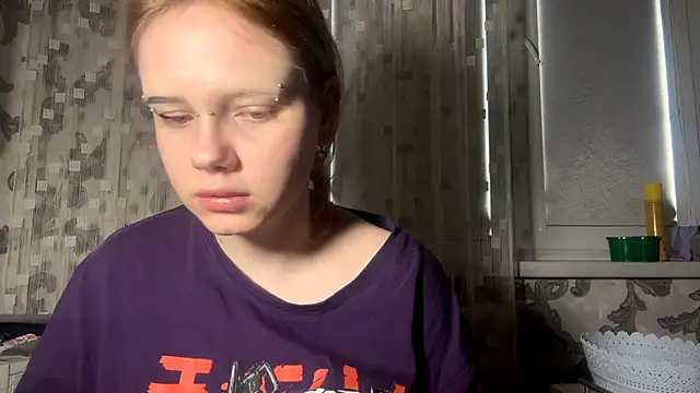 Snapshot of KrystenHoye chatting on March 31, 2026, 7:31 am KrystenHoye online show from March 31, 2026, 7:31 am