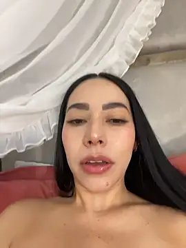 Snapshot of AmbarJenssen chatting on July 1, 2026, 12:18 pm AmbarJenssen online show from July 1, 2026, 12:18 pm
