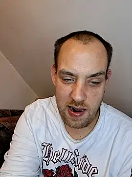 fettgail-0507 online show from April 5, 2026, 11:51 am