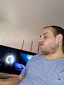 fettgail-0507 online show from April 7, 2026, 12:16 pm